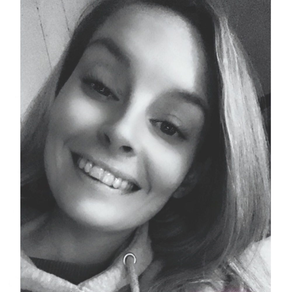 Meet your Posher, April
